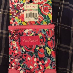 NWT Lily Pulitzer koozie